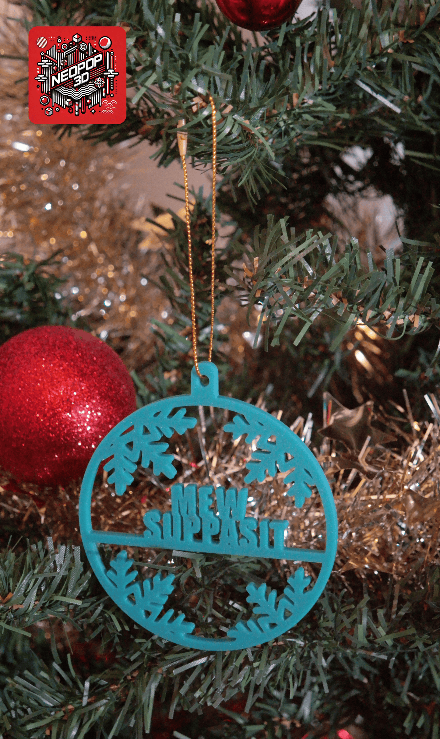 Ornement de sapin Mew Suppasit